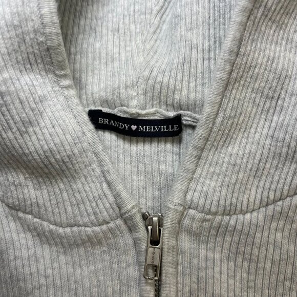 Brandy Melville Gray Ribbed Crop Hoodie Zip Up One Size Soft Knit Sweater Y2K - Picture 7 of 10